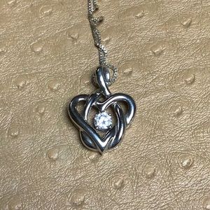 😍 925 Silver Love Knot Heart Pendant 20” Chain 😍NWOT